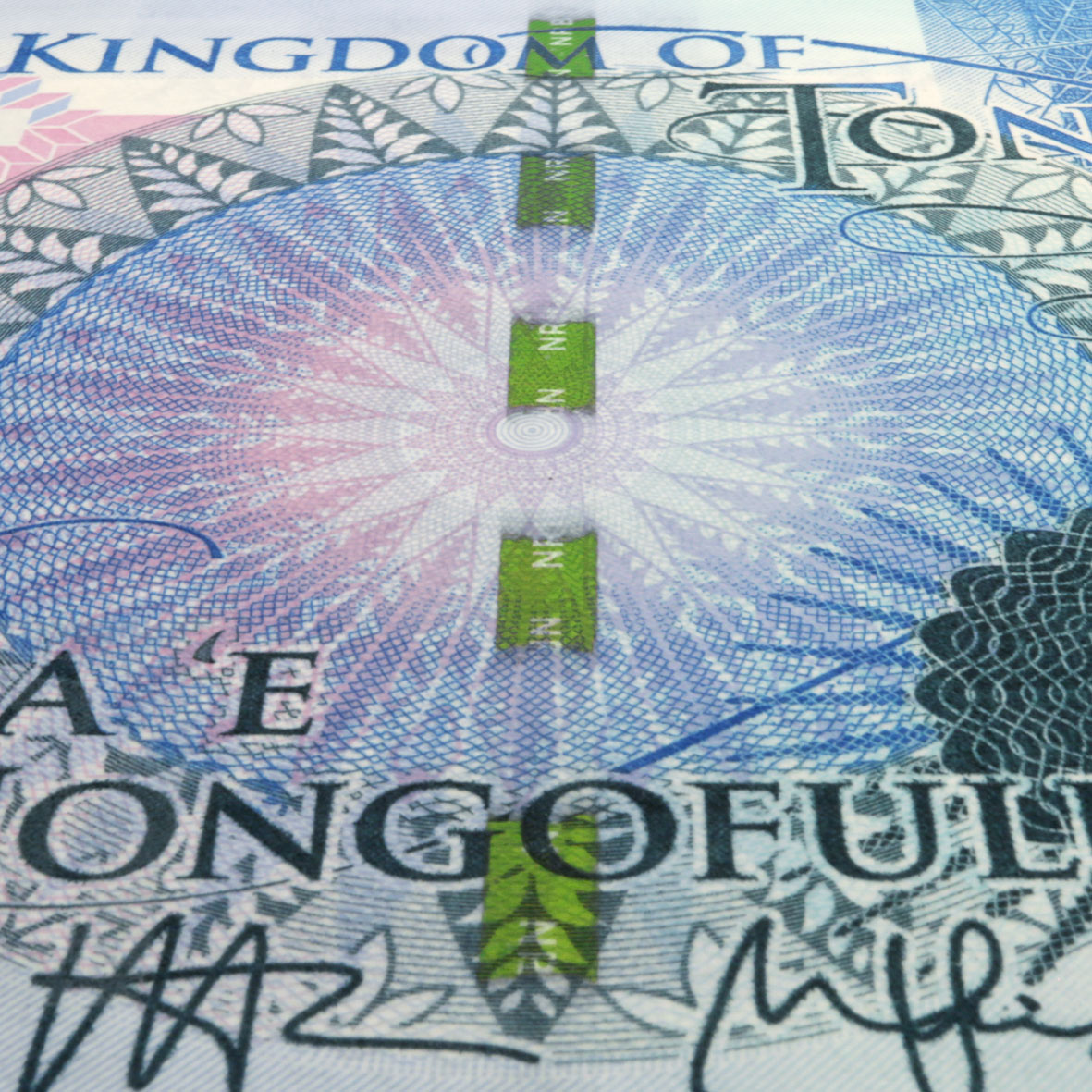 Tonga 10 2015 StarChrome thread green colourshift